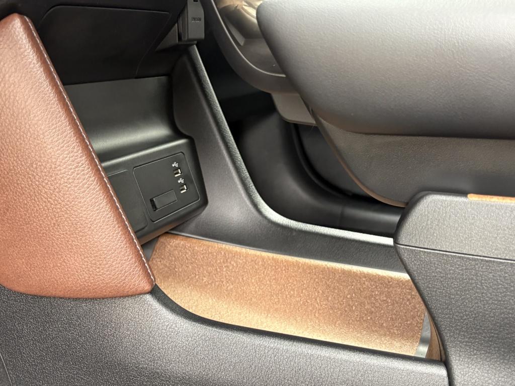 Mazda Mx-30 ad'vantage btw auto