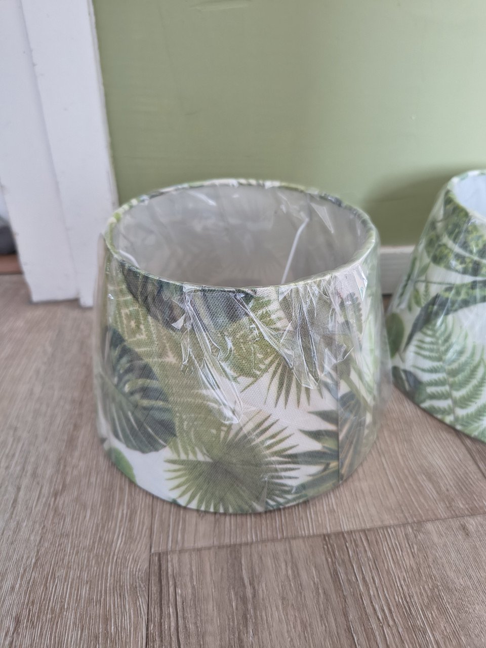 2x nieuwe witte lampenkap met groene bladeren, blad lamp.