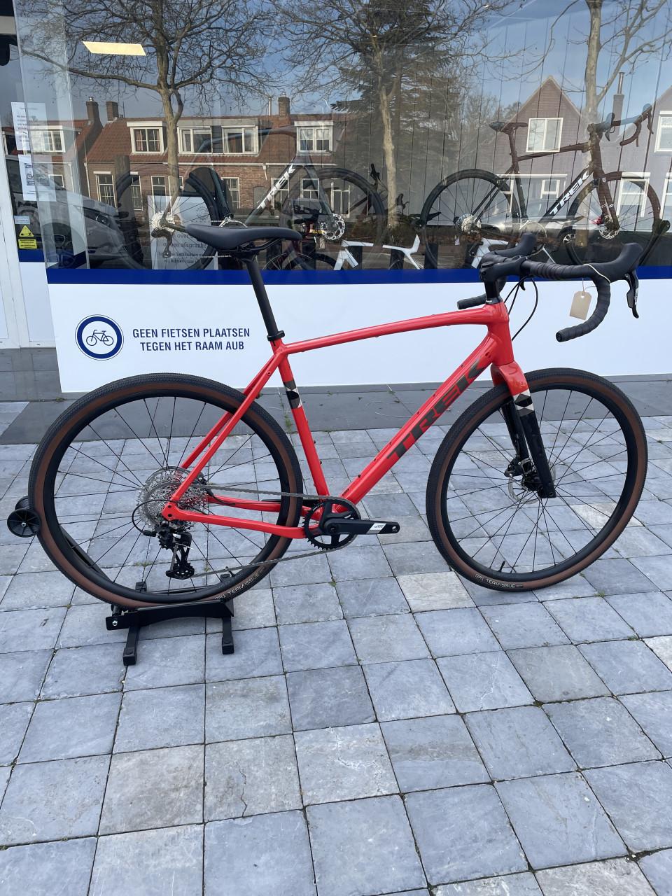 Trek Checkpoint ALR 5 Nieuw Van €2499.- Voor €1799.- Gravelbike