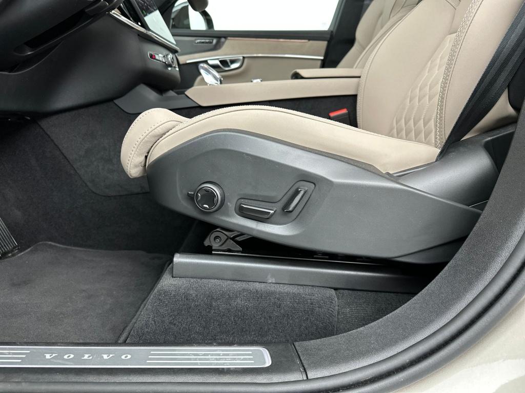 Volvo XC90 t8 455pk recharge ultra dark| adap.cruise| panodak| 360camera| a