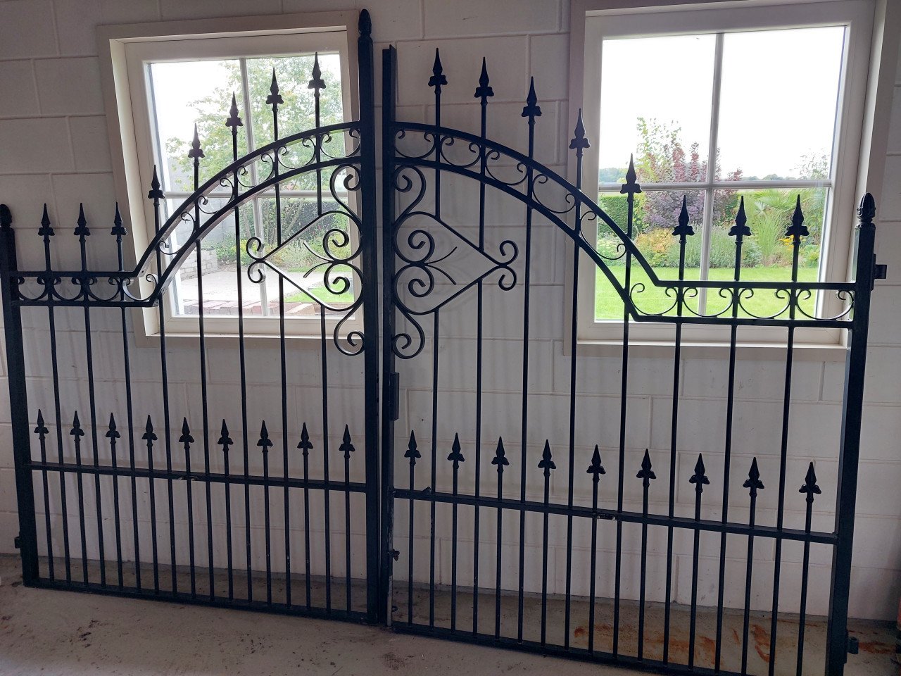 Sierhekwerk poort