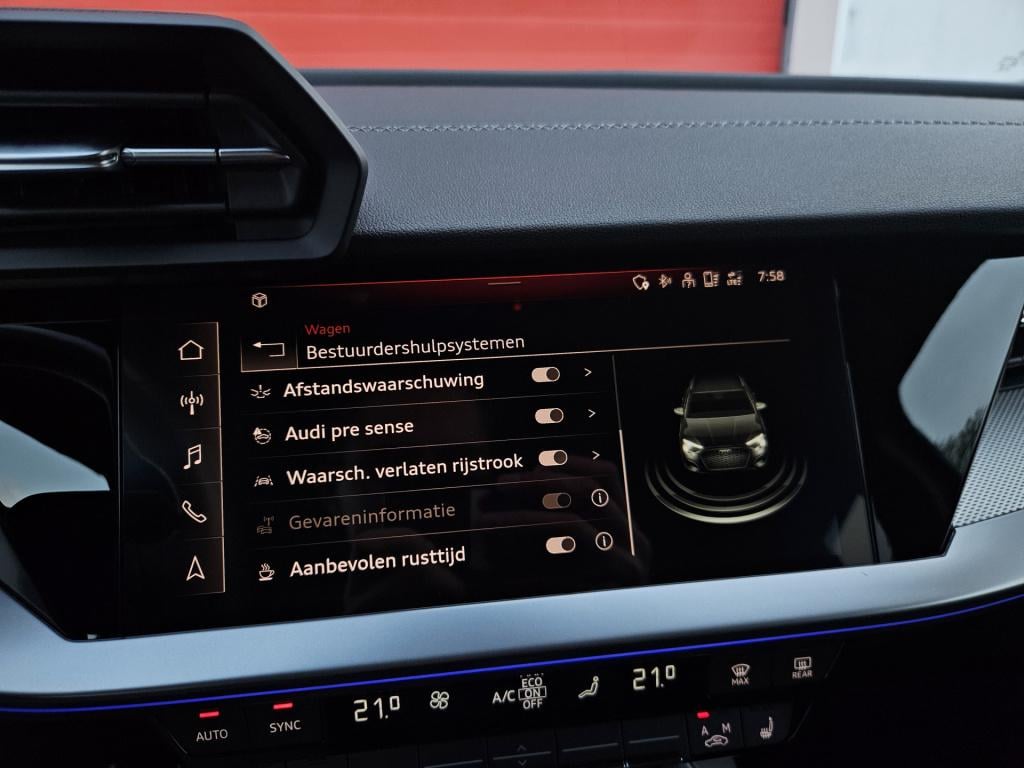 Audi A3 sportback 45 tfsi e s edition competition | matrix | acc | rijklaar