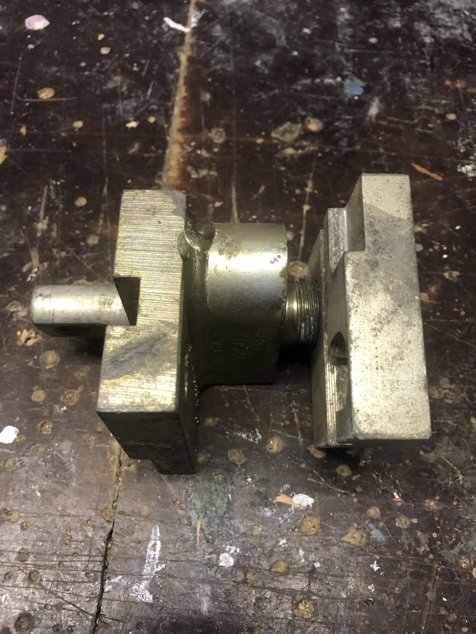 Disselslot caravan of kar met slot