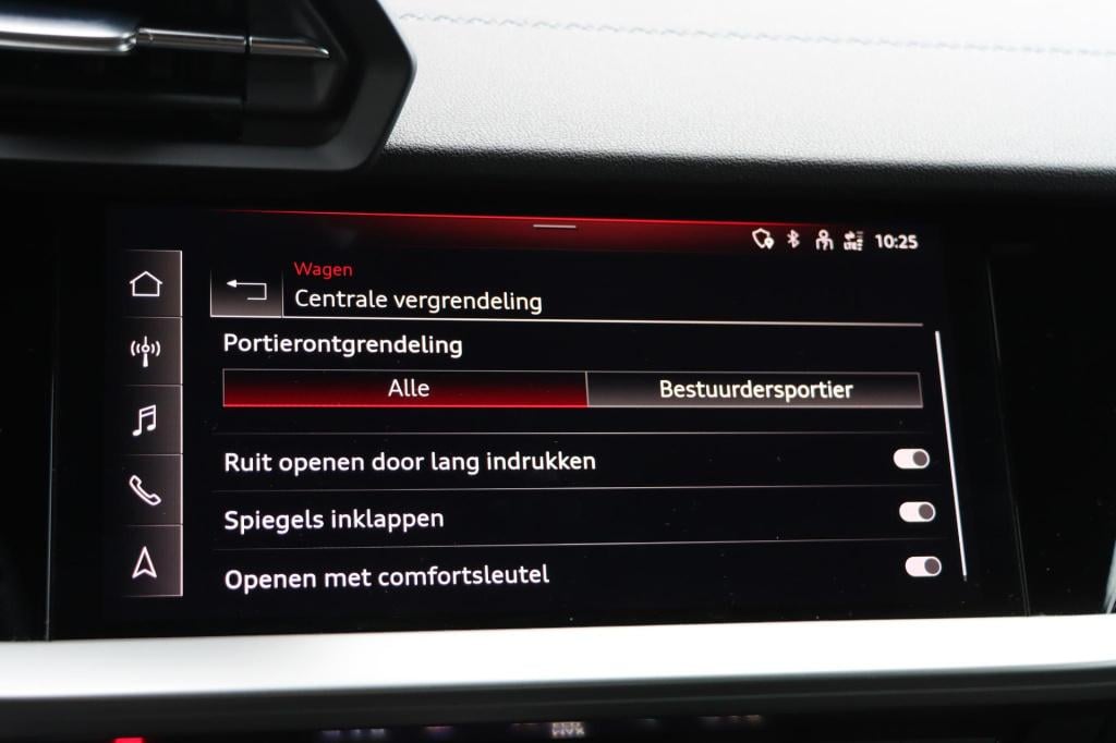 Audi A3 limousine 35 tfsi s-line edition 150pk s-tronic