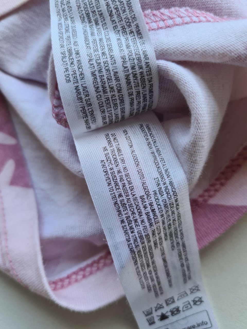 Roze hartjes shirt van Primark  Maat 128