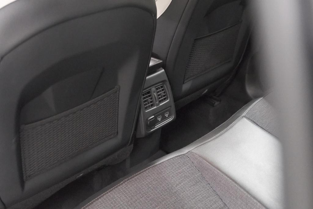 Renault Captur 1.6 plug-in hybrid 160 intens | camera | 9.3 inch groot sche