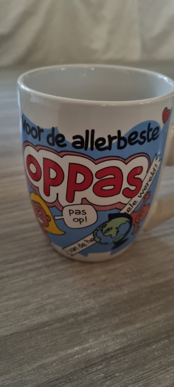 Diverse mokken met leuke opdrukken