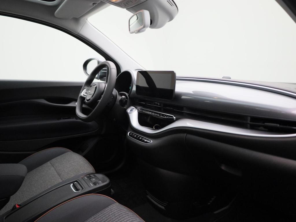 Fiat 500e 500e 42 kwh icon | achteruitrijcamera | stoelverwarming | apple c