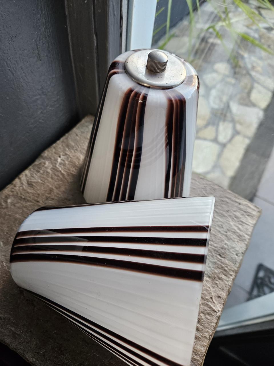 2 prachtige antieke glazen lampenkappen in zeer nette staat.