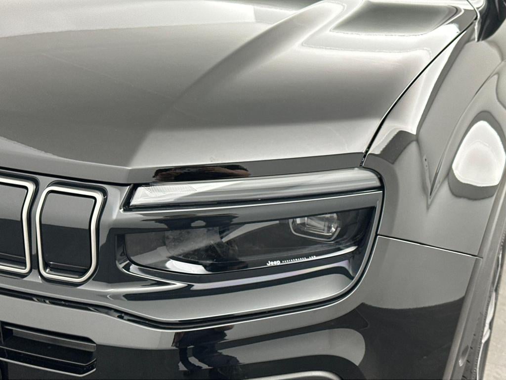 Jeep Avenger 1.2 e-hybrid summit