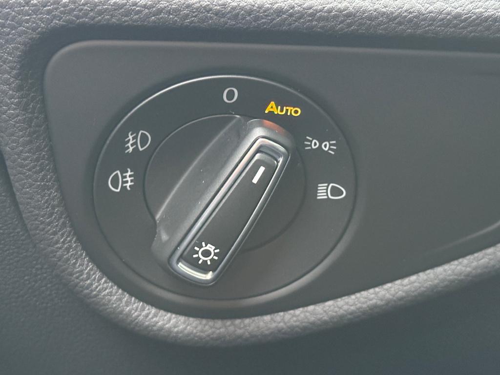 Volkswagen Touran 1.5 tsi 150pk dsg highline 7-persoons | dode hoek | virtu
