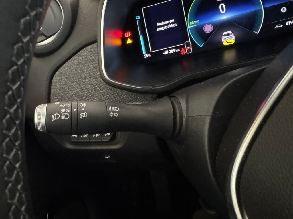 Renault Zoe r135 intens 52 kwh (koopaccu / ccs)