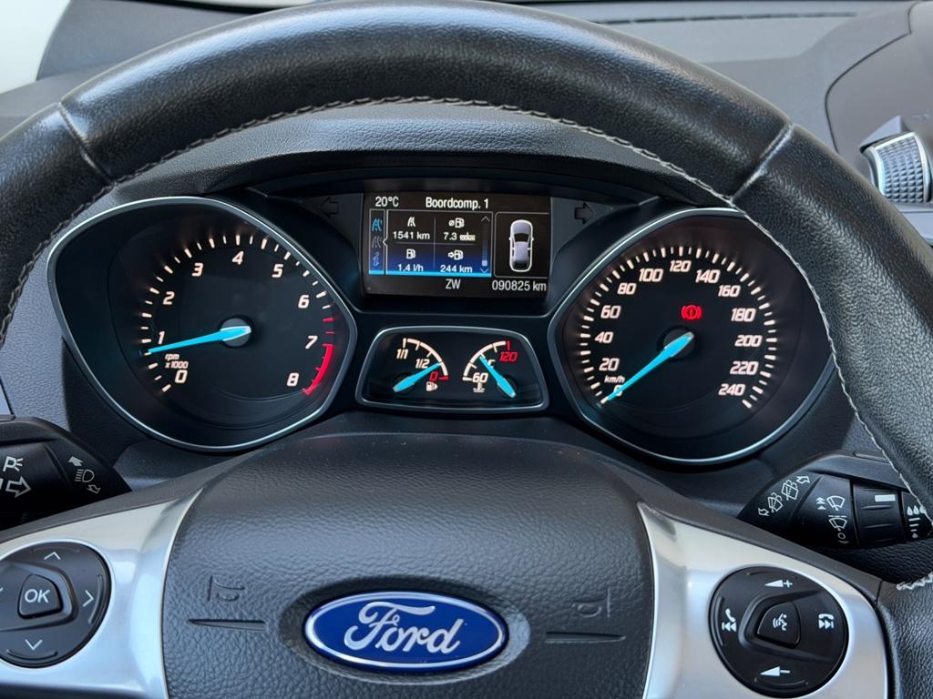 Ford Kuga 1.5 titanium styling pack