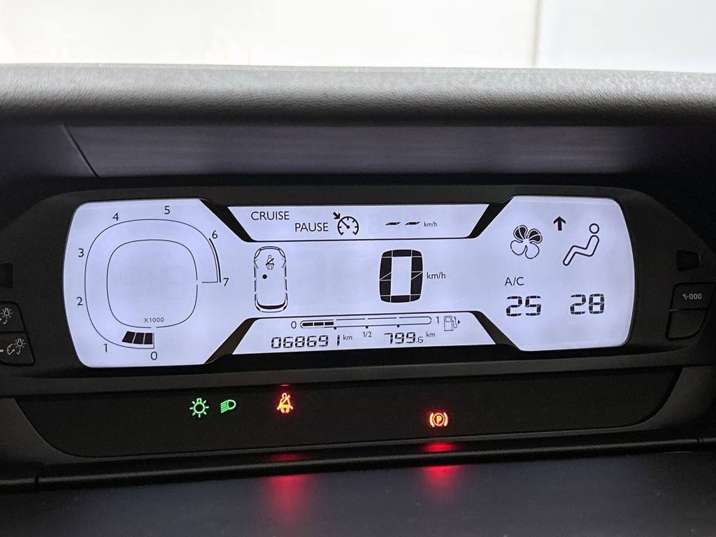 Citroen Grand C4 Picasso 130 pk live | rijklaar | apple carplay | parkeerse