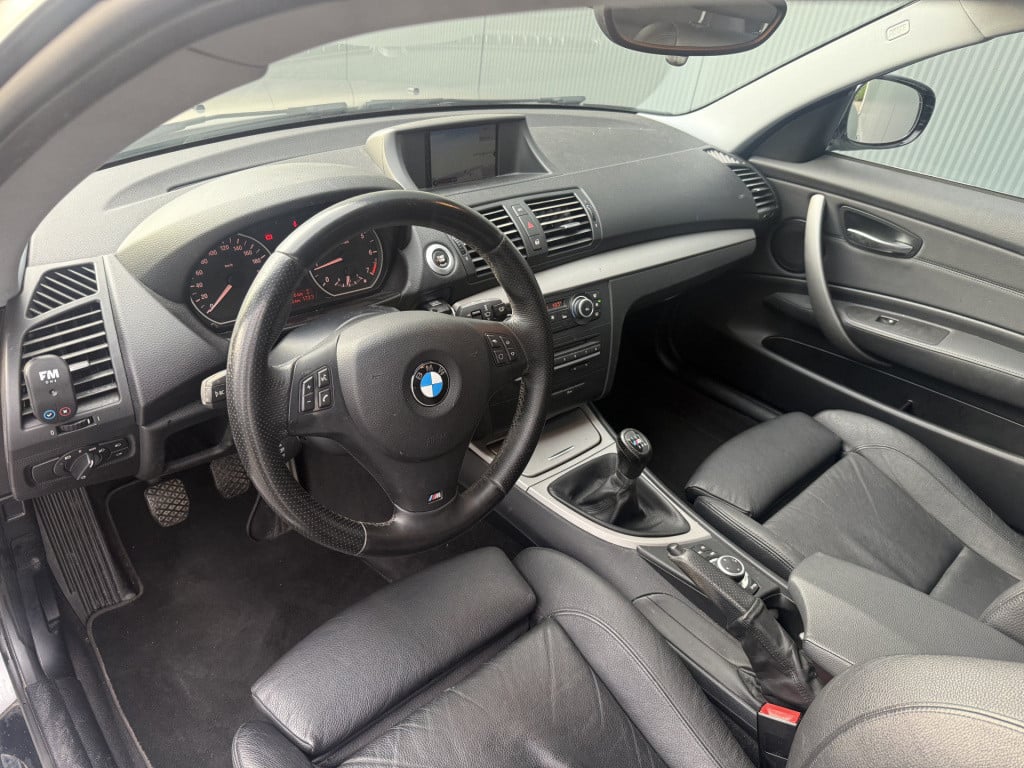 BMW 1 Serie 118i effdyn. ed. business line ultimate edition 3-drs