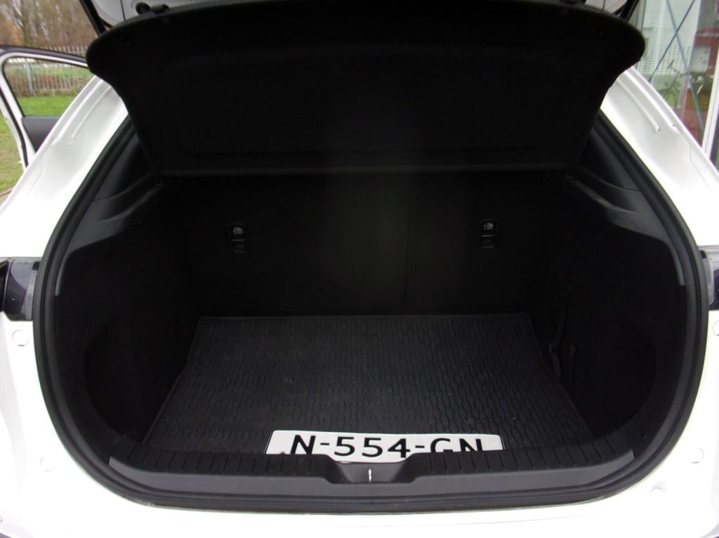 Mazda Cx-30 2.0 e-skyactiv-g m hybrid