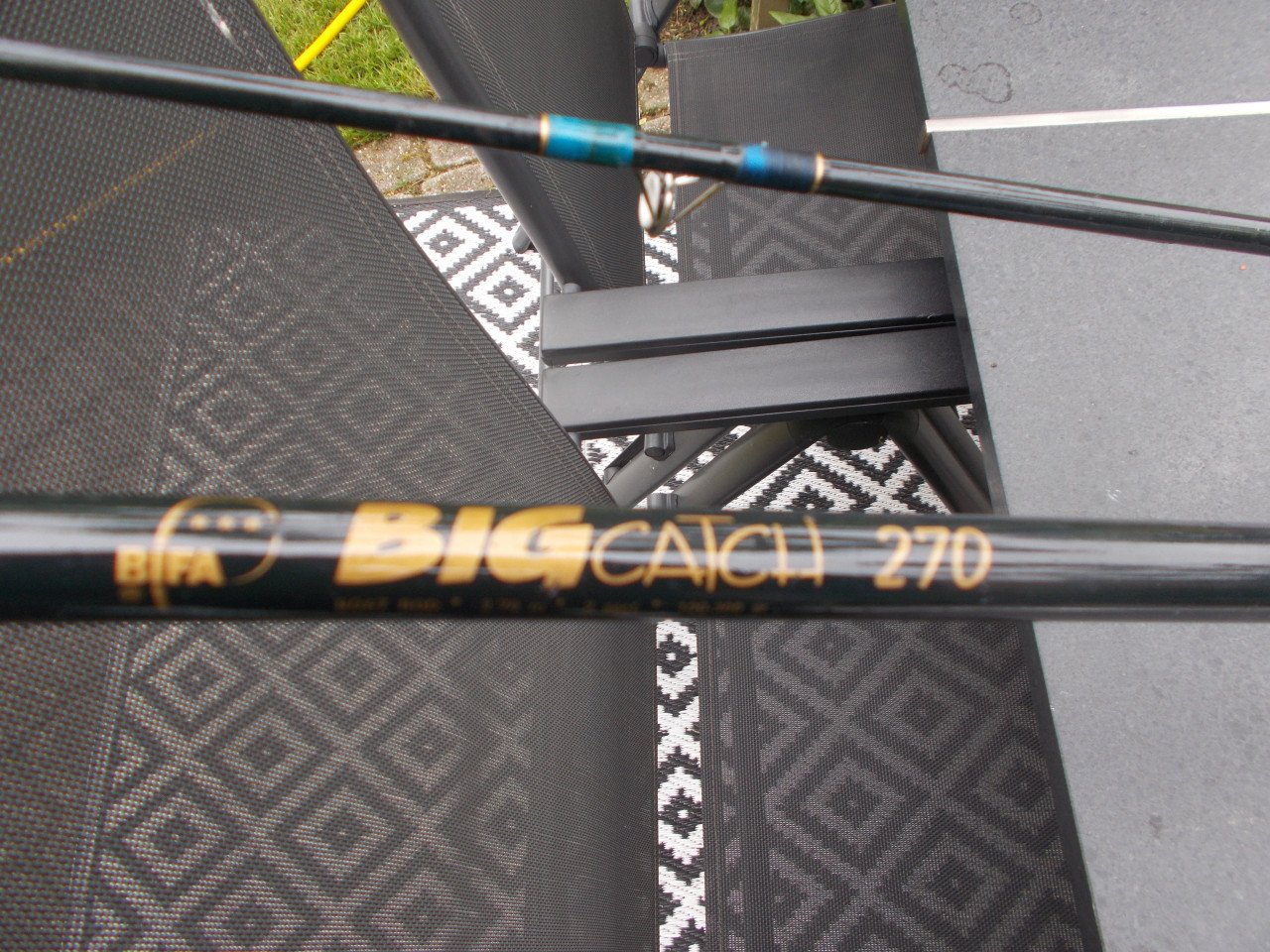 BIG CATCH tweedelige boothengel , lengte 270 cm w,g,  300 gram