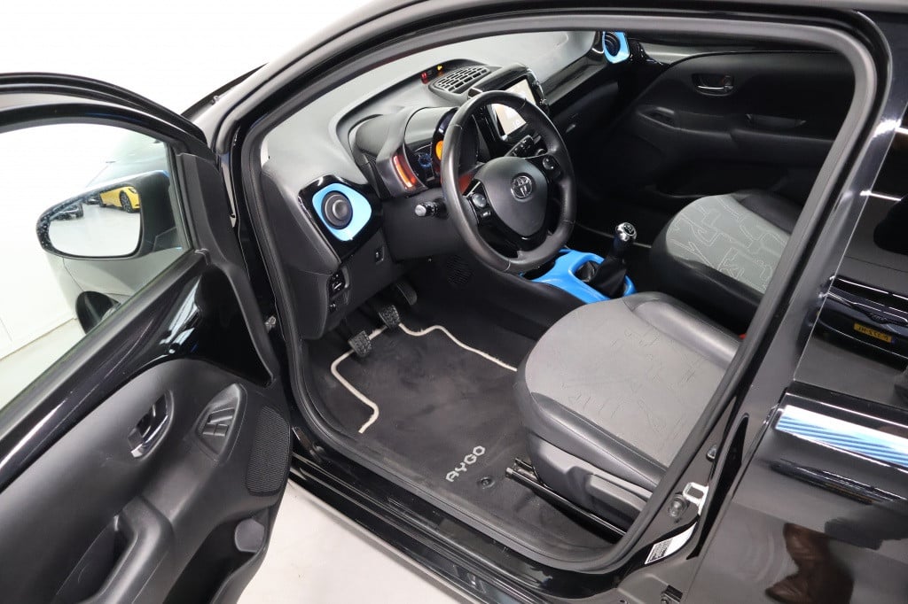 Toyota Aygo 1.0 vvt-i x-trend