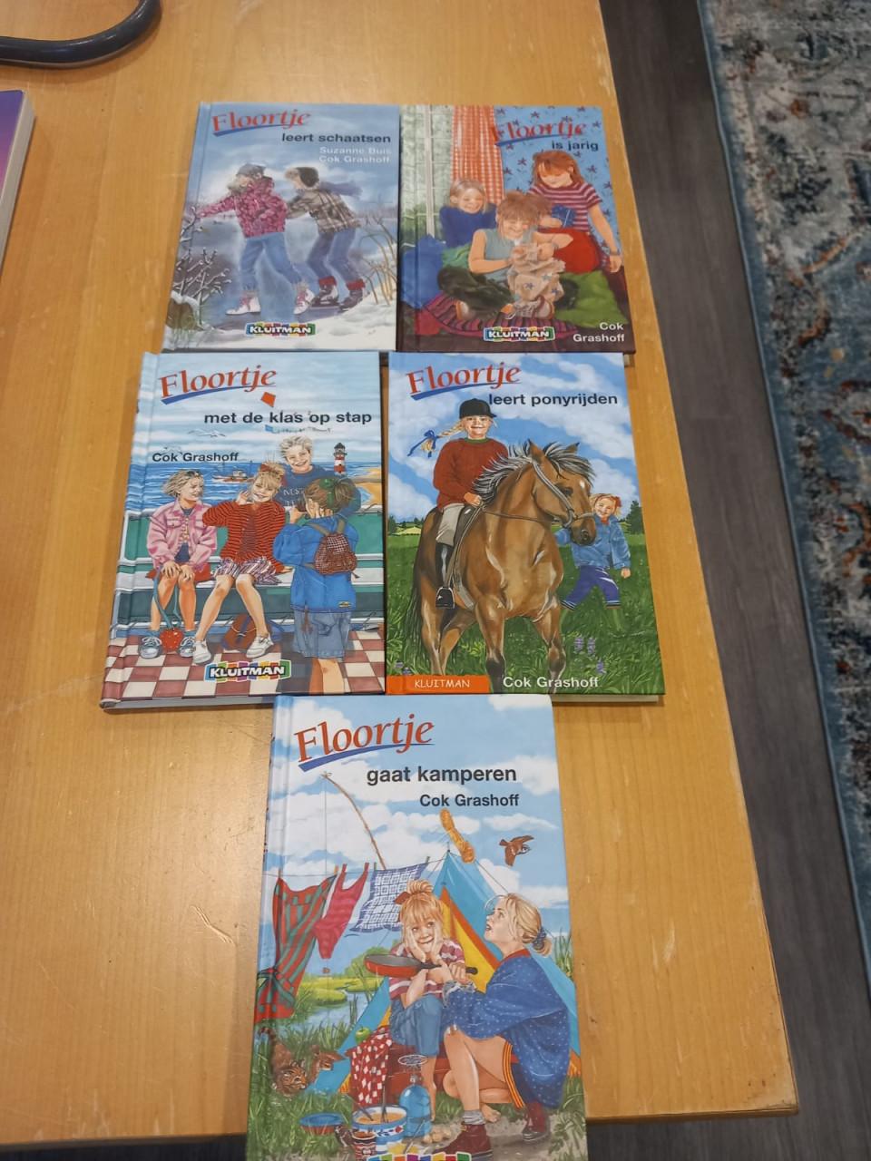 5x Boek Floortje reeks