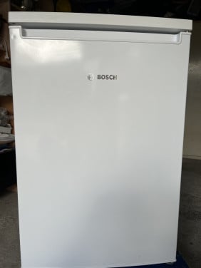 Bosch F (A+++) klasse tafelmodel Koelkast met vriesvak 85x56 cm. Als nieuw