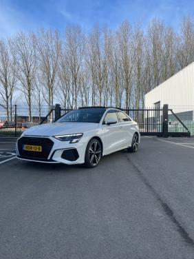 Audi A3 1.5 TFSI MHEV S-Line Wit