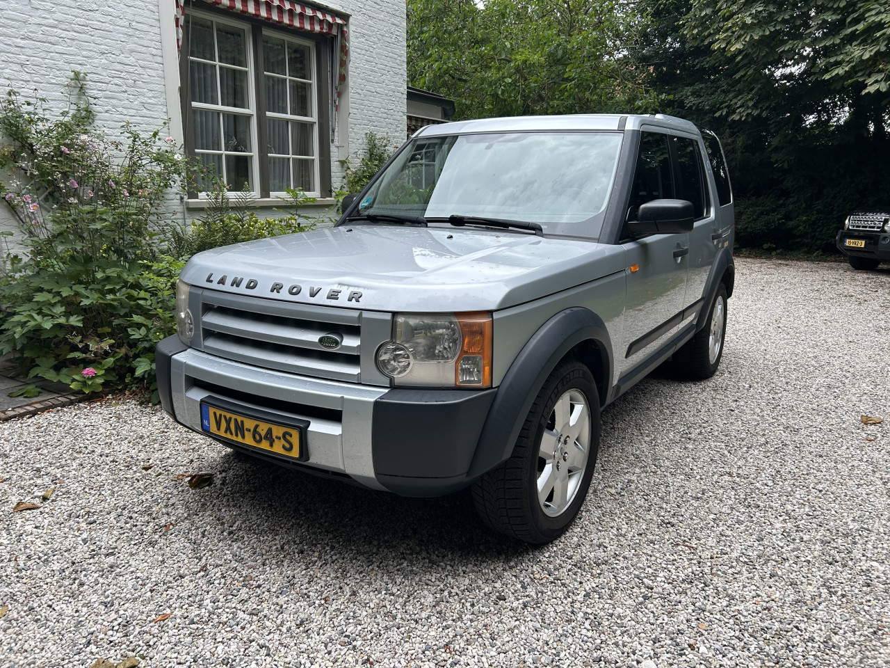 Landrover Discovery 2.7 D V6 6 versn. Handgeschakeld youngtimer grijs kent.
