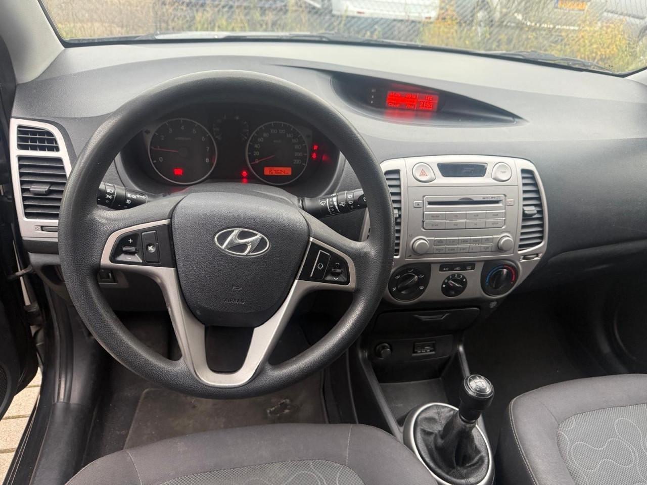 Hyundai i20 1.2i DynamicVersion 157.623KM