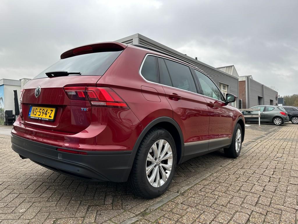 Volkswagen Tiguan 1.4 tsi comfortline wegklapbare trekhaak 1e eigenaar pdc
