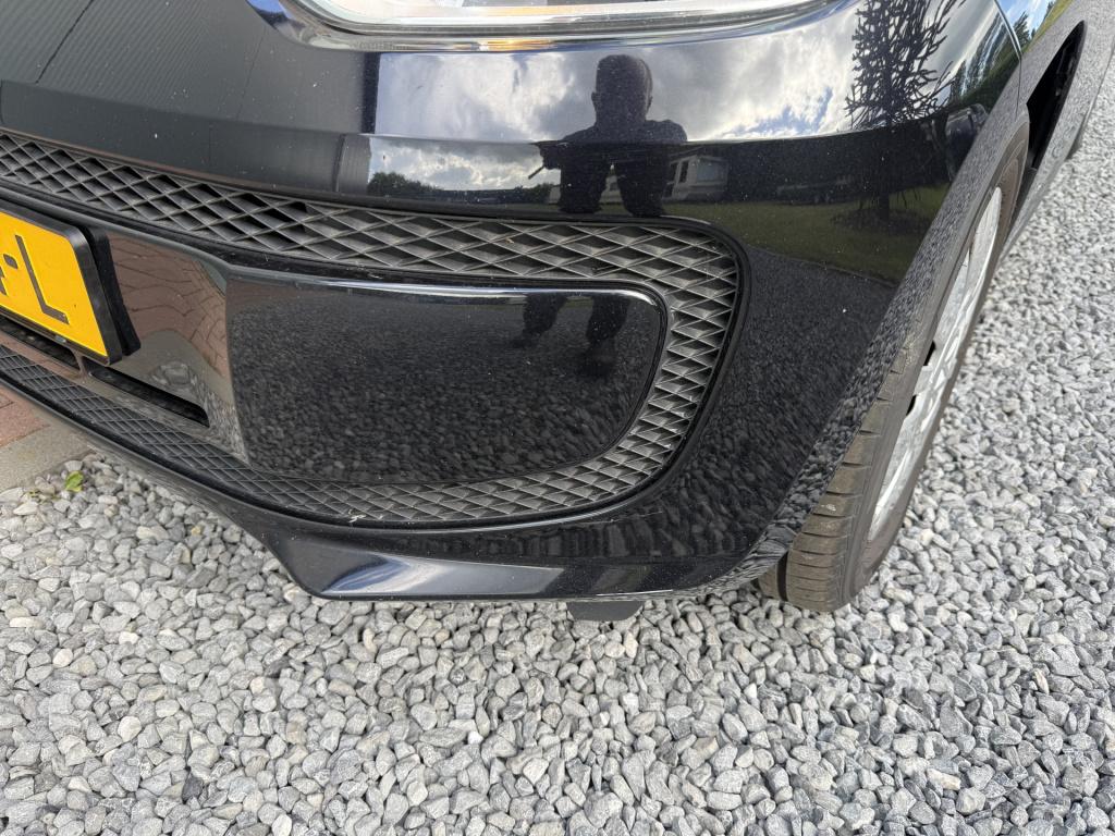 Volkswagen UP! 1.0 move up! blue motion 5-drs