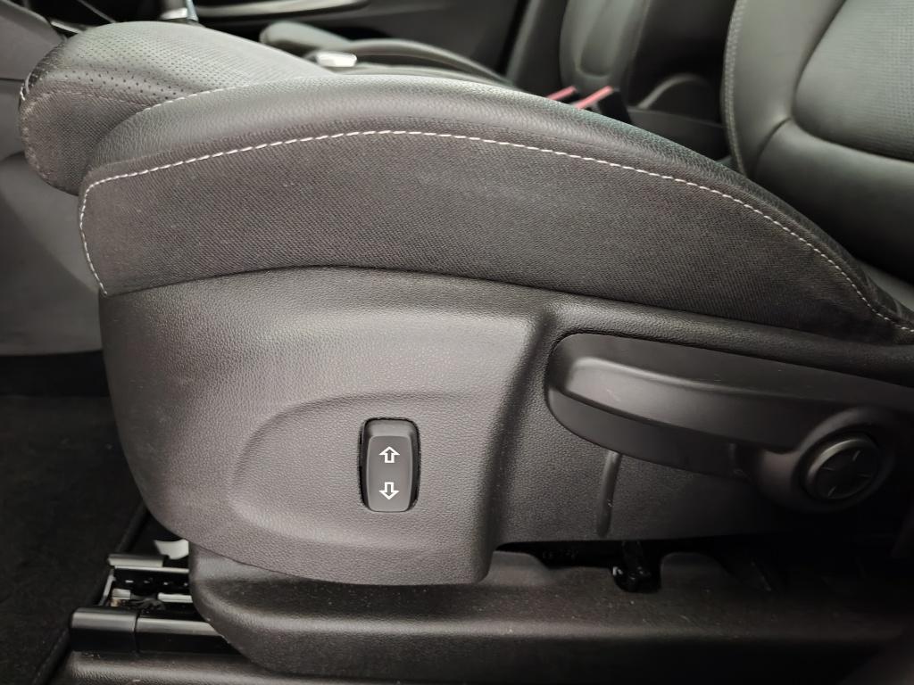 Opel Crossland X 1.2 turbo ultimate | automaat