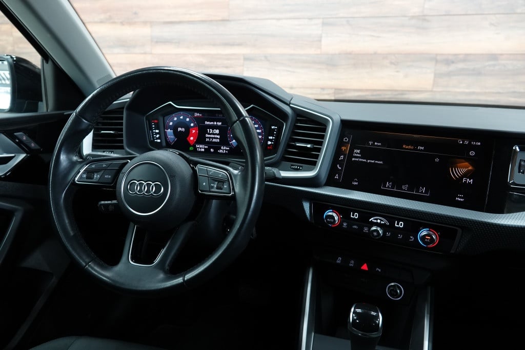 Audi A1 Sportback 35 tfsi | acc | led | camera | carplay |