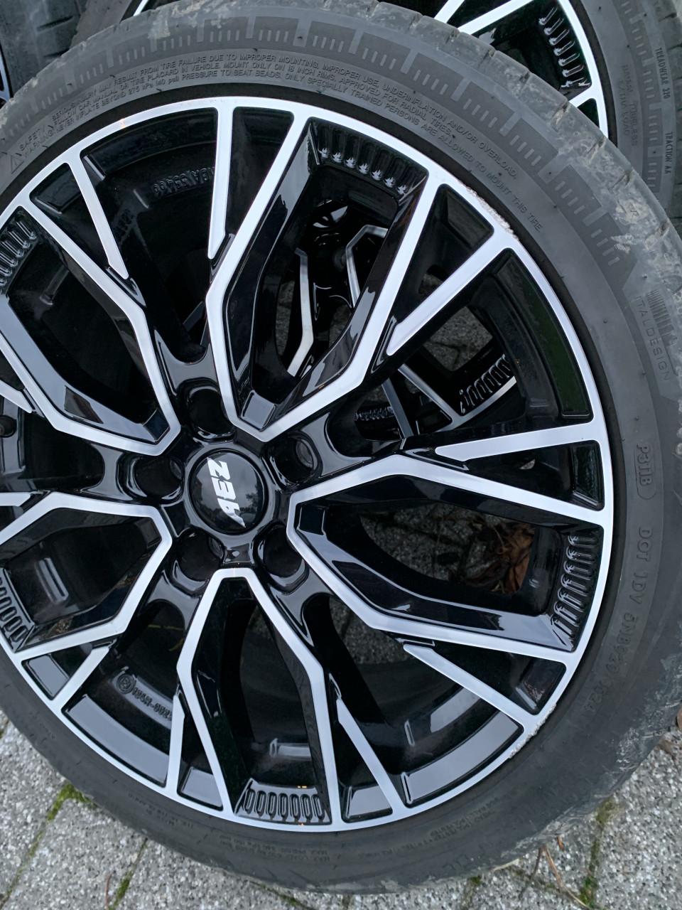 AEZ velgen met Vredestein banden