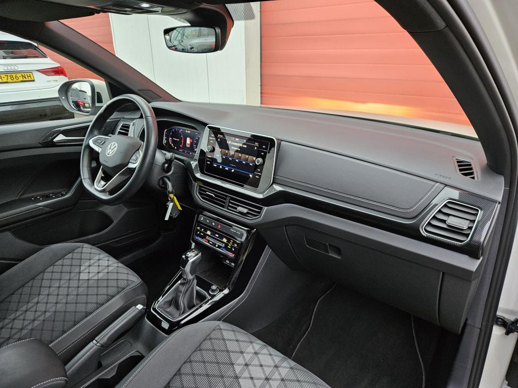 Volkswagen T-cross 1.5 tsi r-line | carplay | stoelverw.