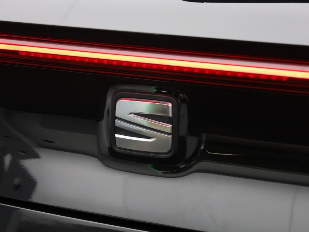 Seat Leon 1.0 etsi fr business intense | automaat | navigatie | stoel/stuur