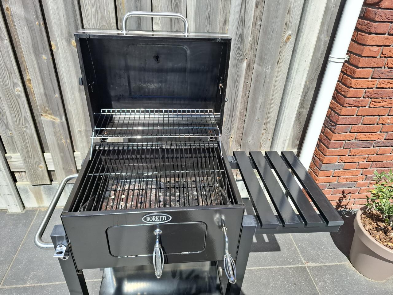 Te koop: mooie Boretti barbecue