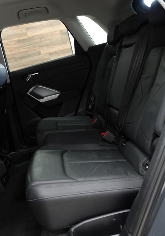 Audi Q3 35 tfsi pro line | keyless | led | camera |