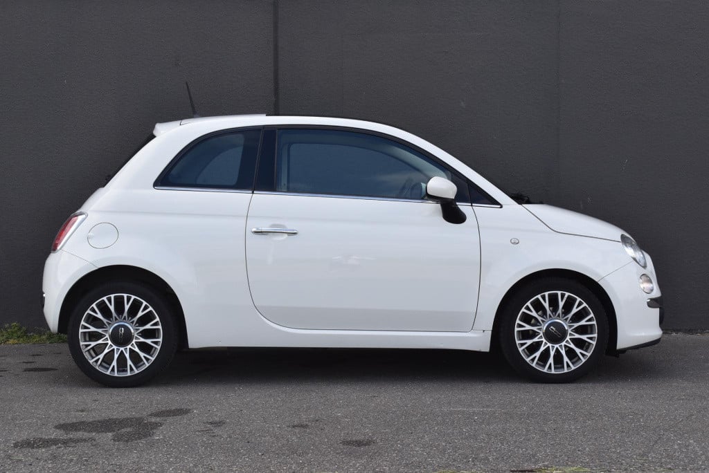 Fiat 500 0.9 twinair turbo lounge | lmv | panoramadak | airco | bluetooth
