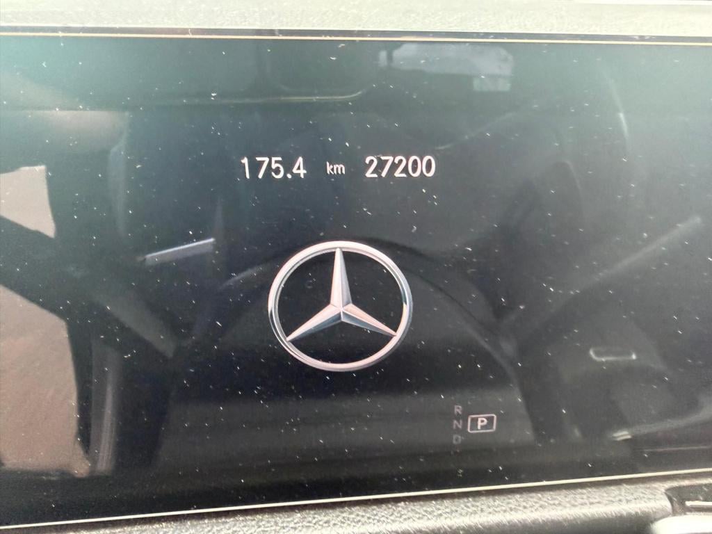 Mercedes-Benz Glb 200 premium i panorama dak i widescreen i stoelverwarming