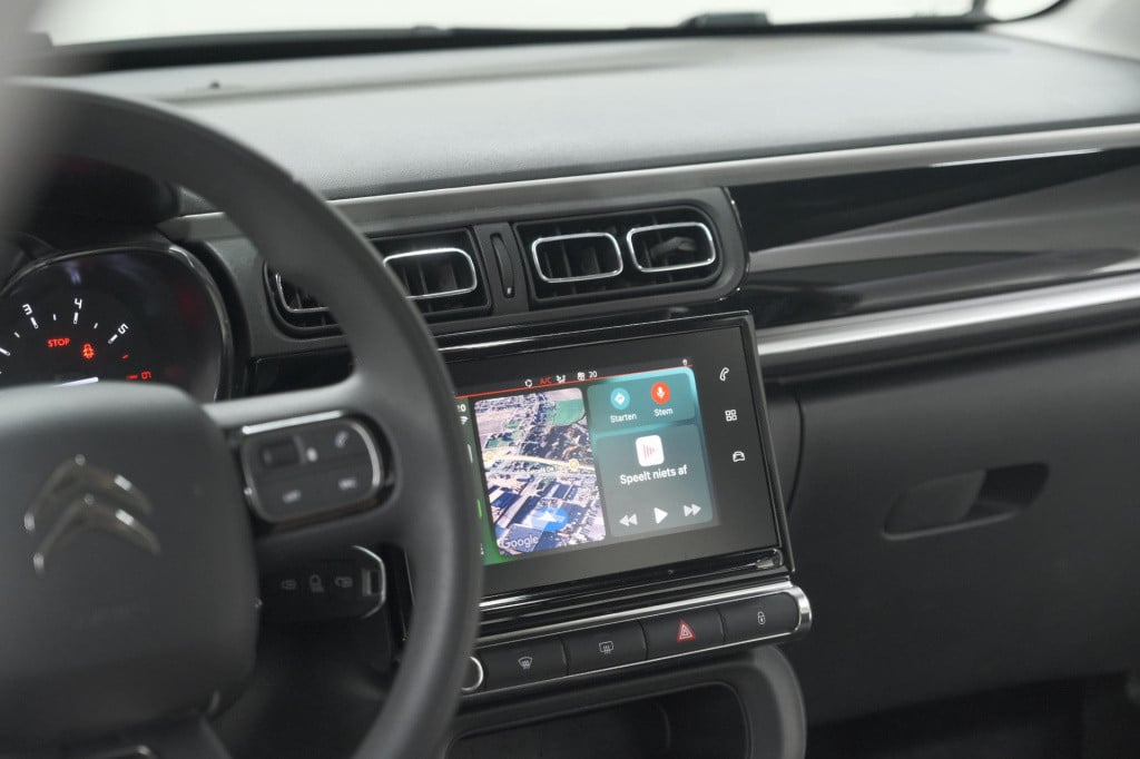 Citroen C3 puretech 110 eat6 max | apple carplay | parkeersensoren | climat