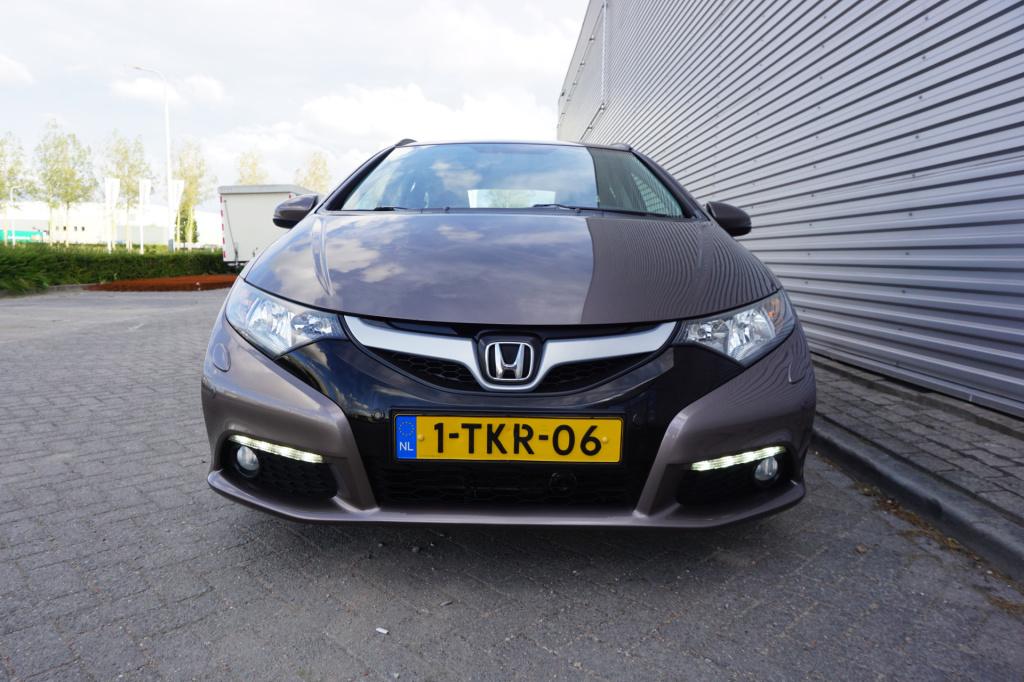 Honda Civic tourer 1.8 sport business edition climate / cruise / camera / b