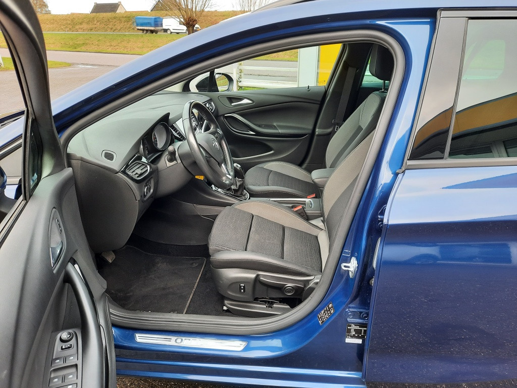 Opel Astra sports tourer 1.2 design & tech