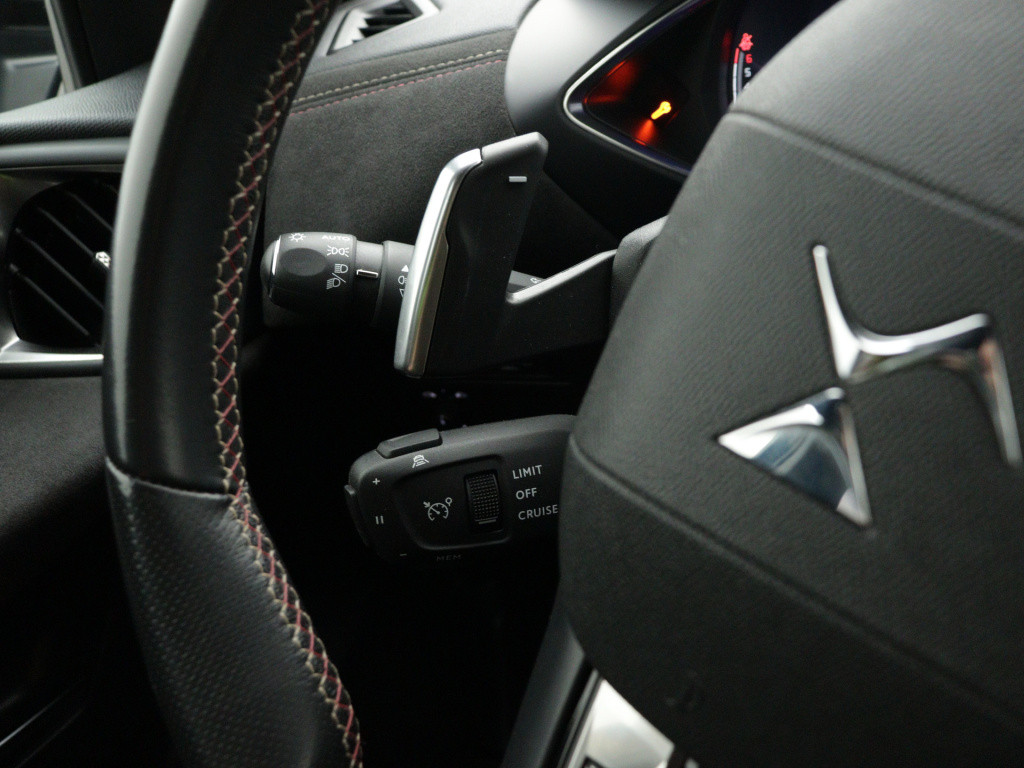Ds Ds 3 crossback 130 pk automaat performance line