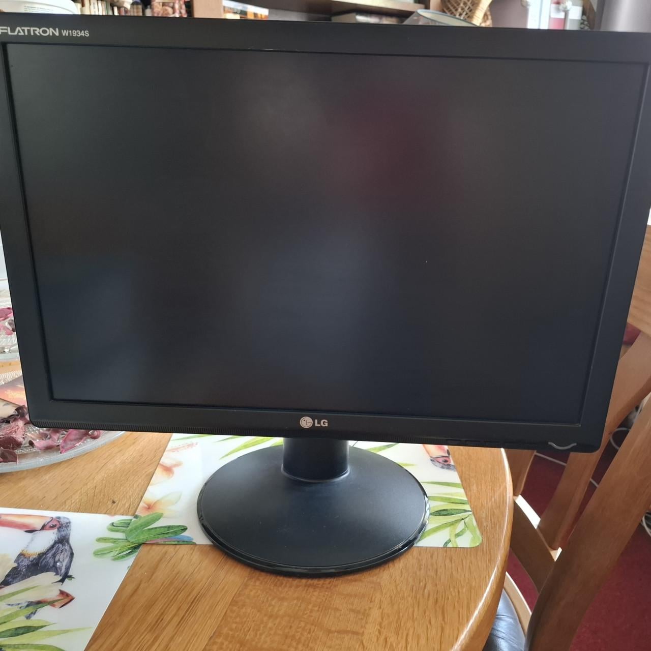 Nette laptop ACER Aspire 3 eventueel met extra LG Flatron monitor