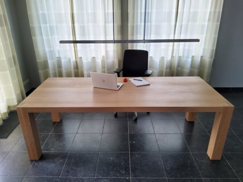 Van Rossum massief eiken tafel