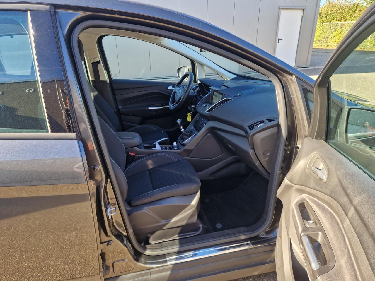 Ford C-Max 1.5 Titanium