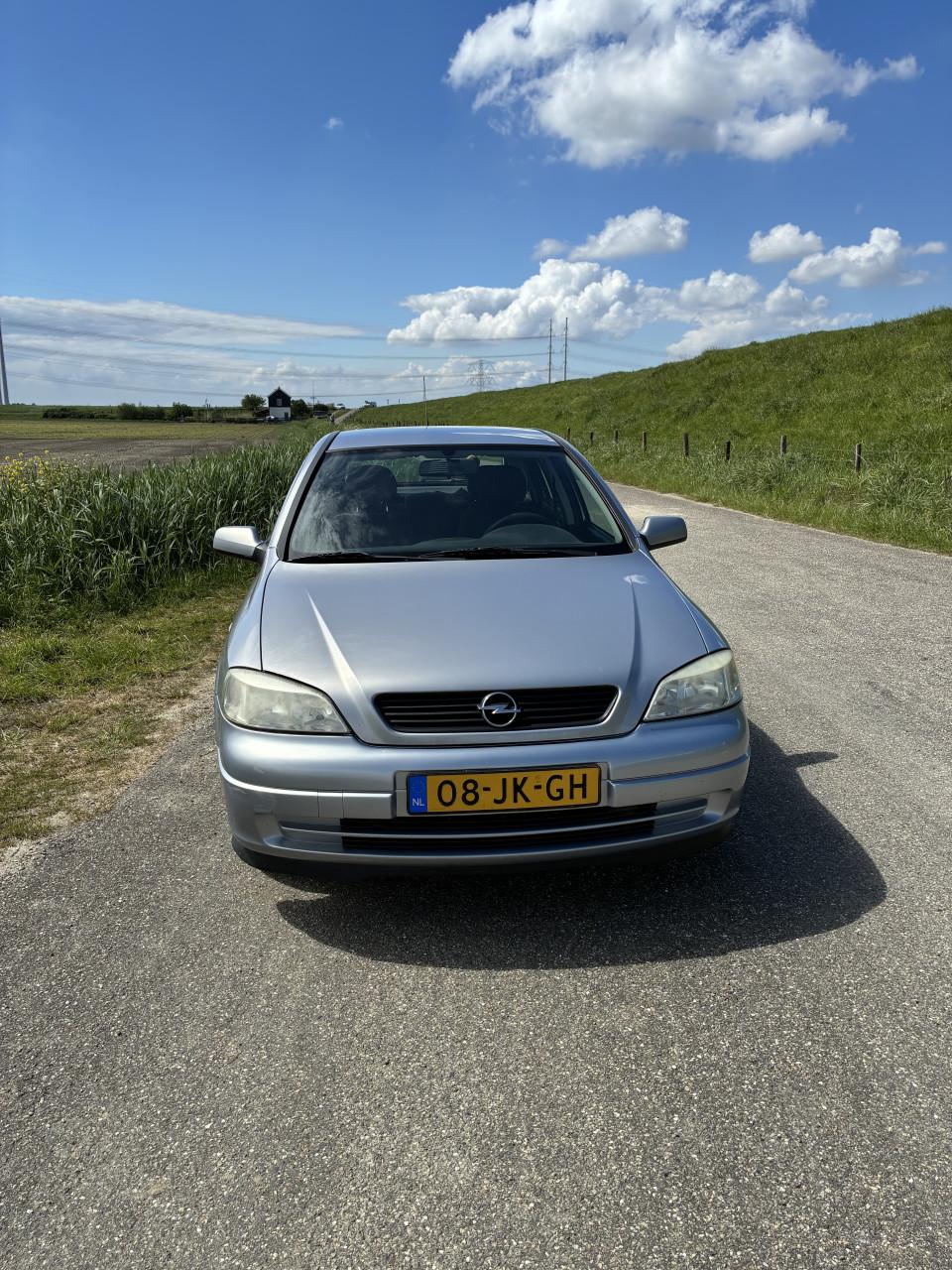 Opel Astra 2002