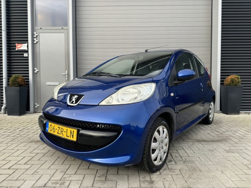 Peugeot 107 1.0-12V XS NAP APK Elektrisch pakket
