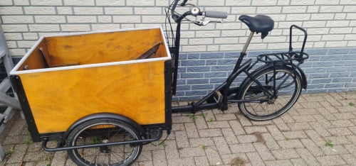Te koop een bakfiets (niet elektrisch)