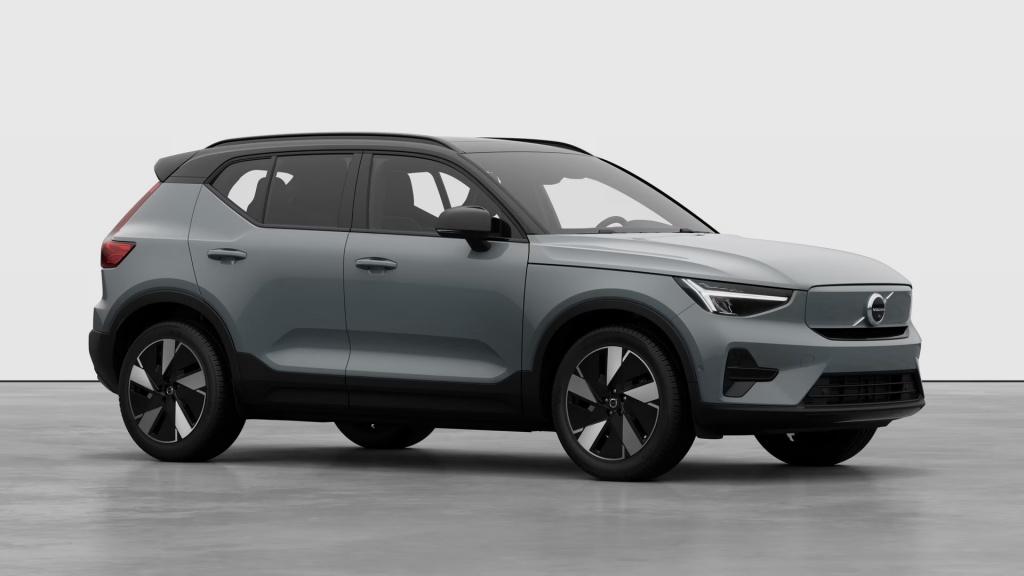 Volvo Ex40 extended range ultra dark europa
