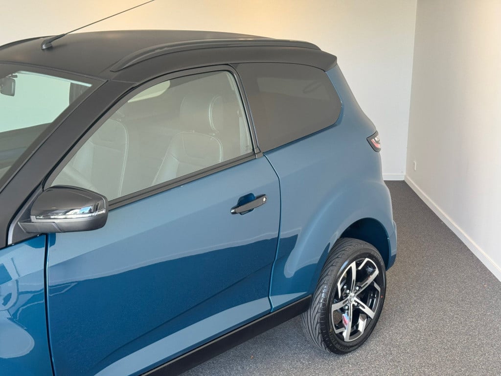 Aixam Crossover brommobiel premium